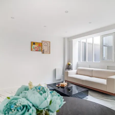 Spacious Flat For 4 People #1 Asnières Buitenkant foto