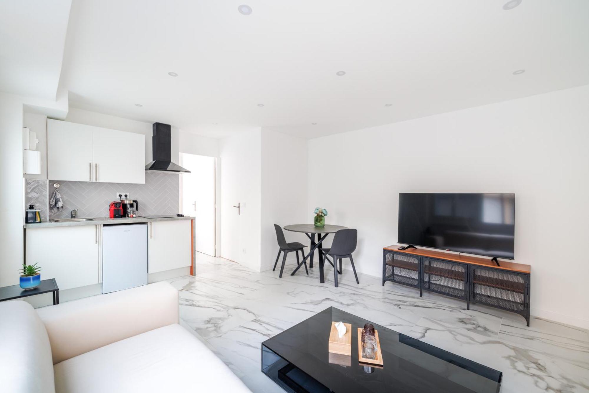 Appartement Spacious Flat For 4 People #1 *